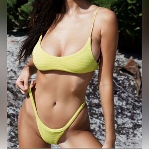 New! Set!  Mello the Label yellow textured Brazilian‎ thong bottom bikini, S